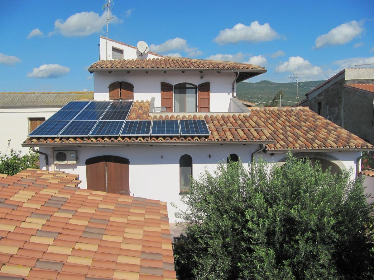 Il Portico Bed & Breakfast Uras Exterior foto